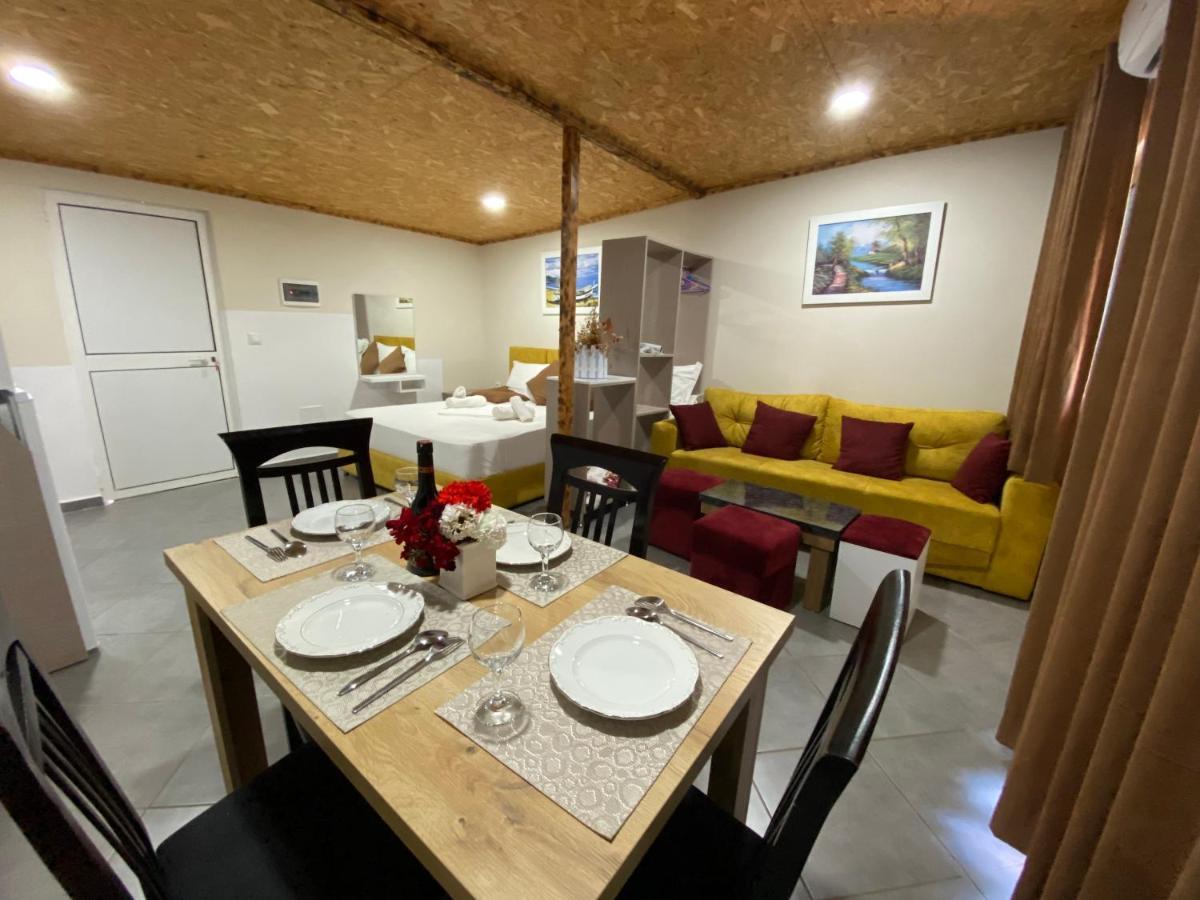 Full Moon Apartments คซามิล ภายนอก รูปภาพ