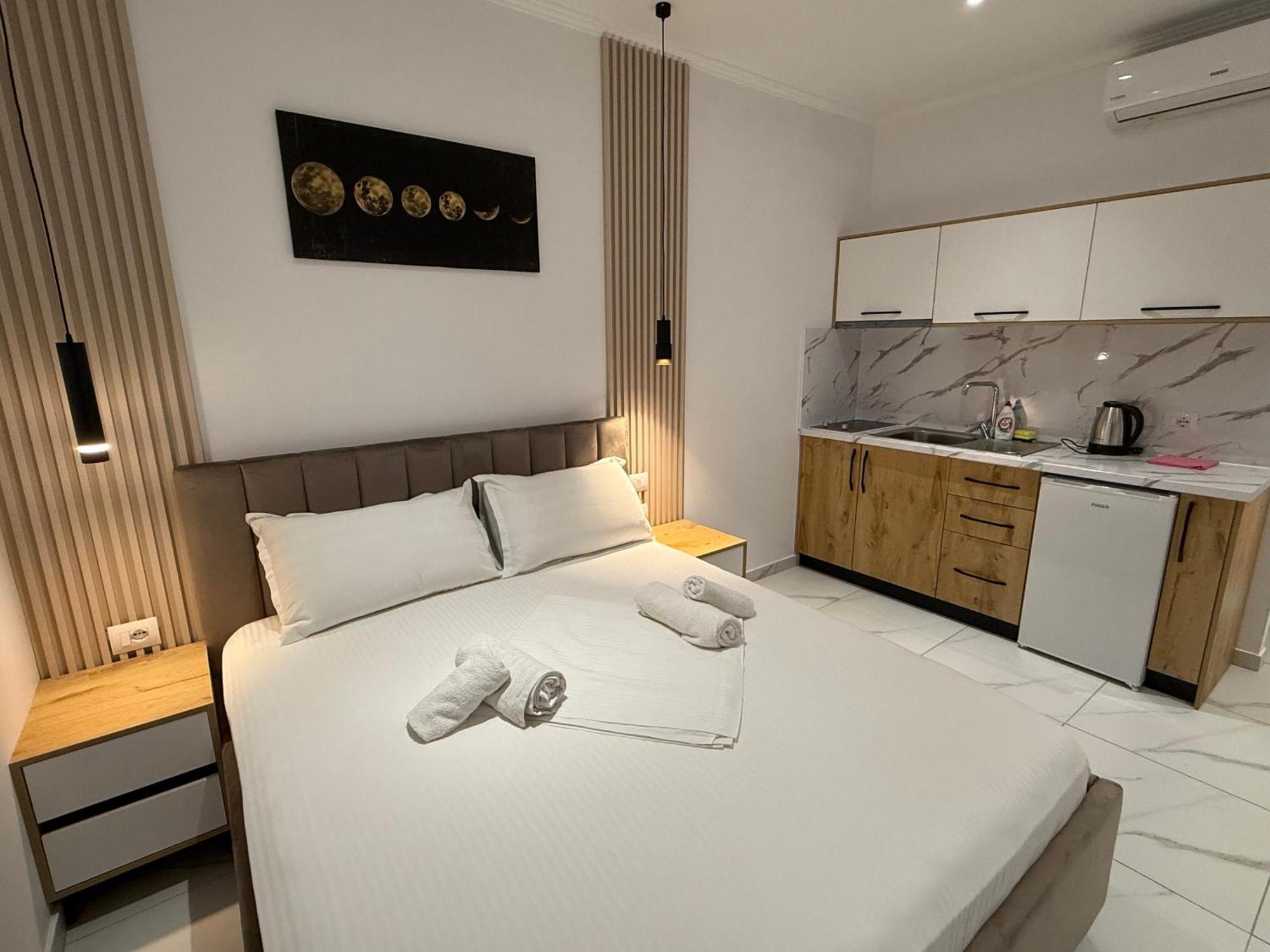 Full Moon Apartments คซามิล ภายนอก รูปภาพ
